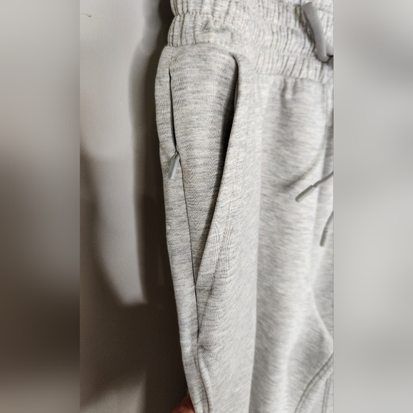 Abercrombie & Fitch YPB Med Jumpsuit - Picture 4 of 6